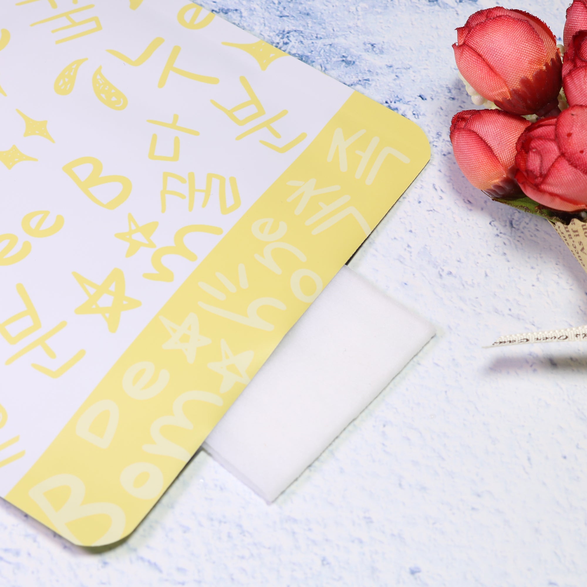 Bumblebee Yellow Graffiti Letters Design Aluminum Open Top Bags