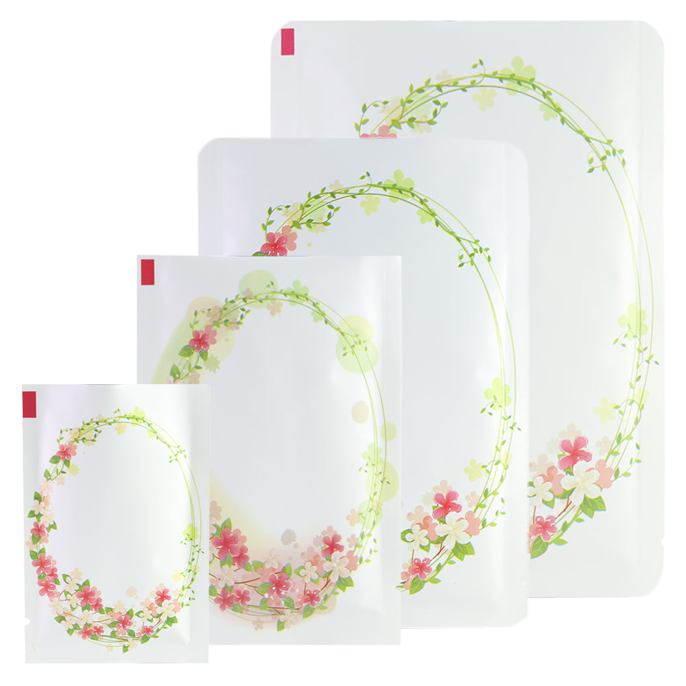 QQ Studio® Wreath White Matte Flower Design Open SlickSeal™ Bags