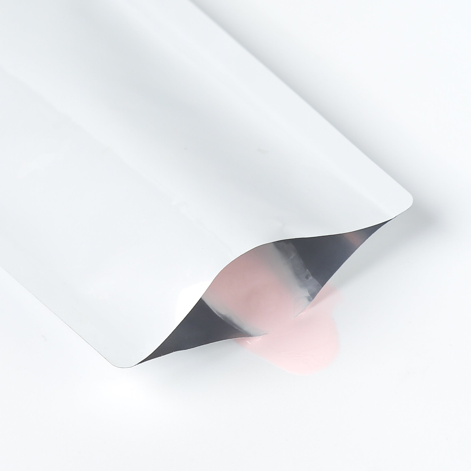 Glossy Arctic White Aluminum Bottle Shape Open Bottom Bags