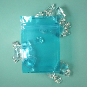 QQ Studio® Glossy Clear Ocean Blue Plastic Flat QuickQlick® Bags